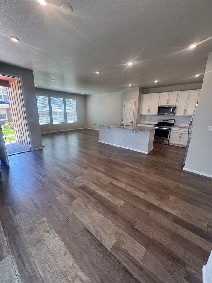 15917 E Otero Ave - Photo 4 of 22