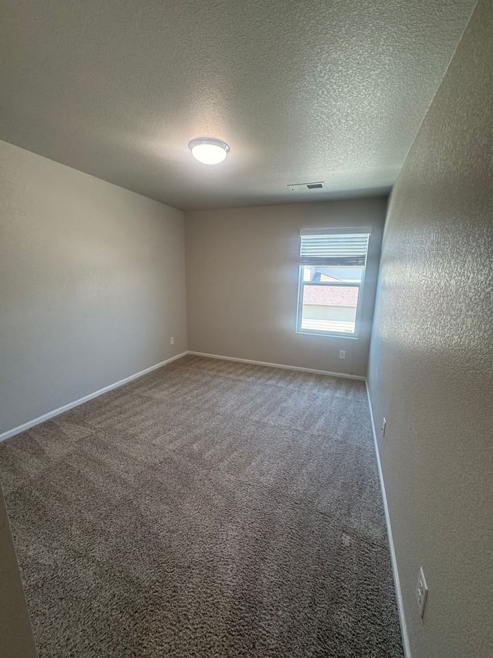15917 E Otero Ave - Photo 7 of 22