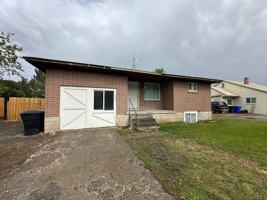featured image of 358 W 4th S