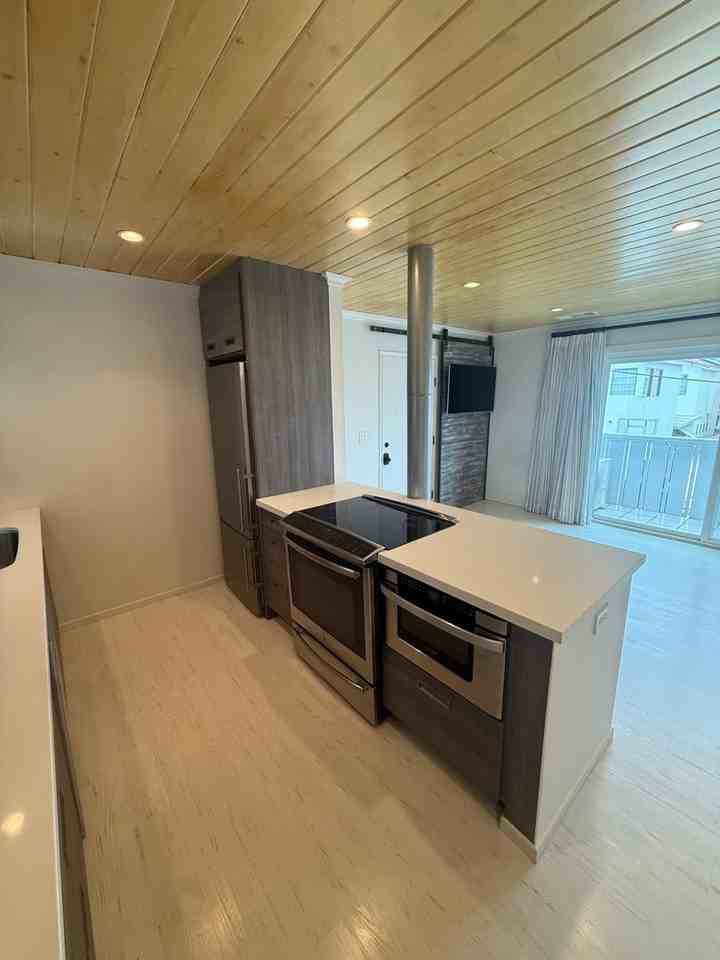 226 B Ave - Photo 2 of 20