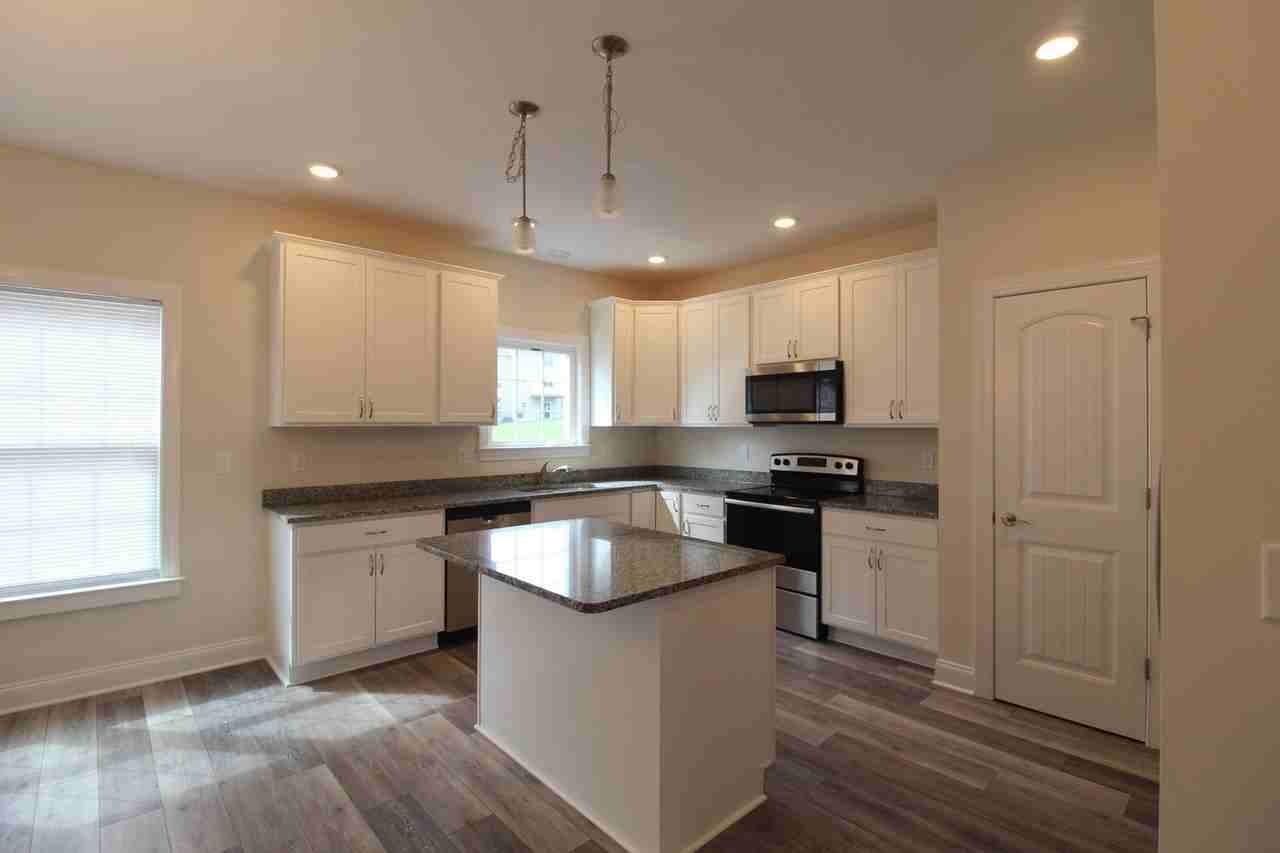 1174 Harvest Ct - Photo 3 of 27
