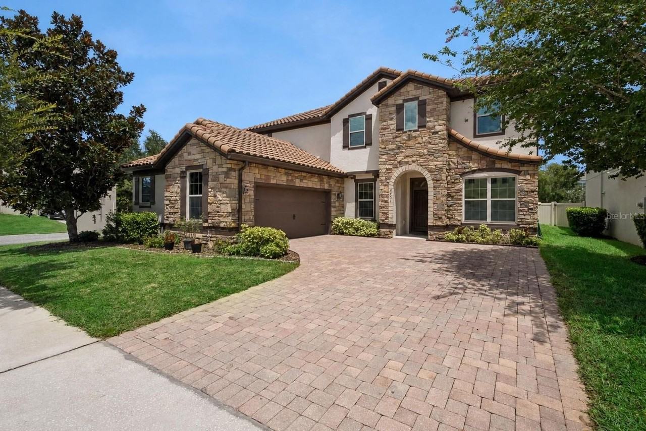 8701 Iron Mountain Trl - Photo 3 of 50