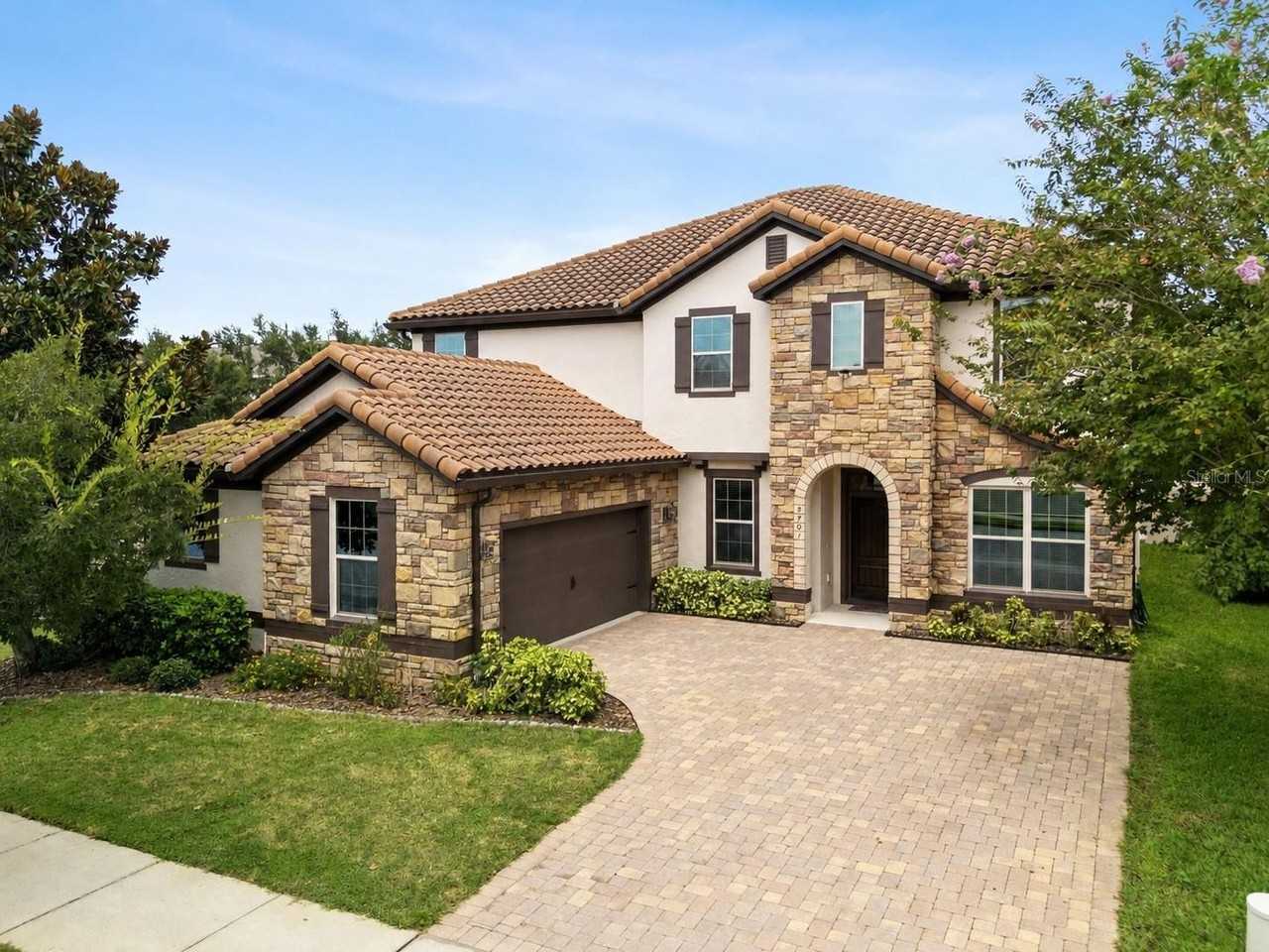 8701 Iron Mountain Trl - Photo 4 of 50