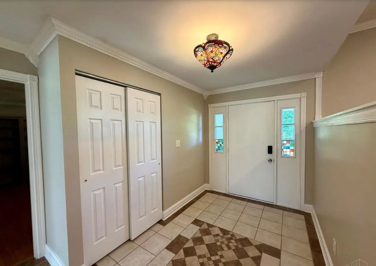 6862 Windwood Dr - Photo 5 of 38