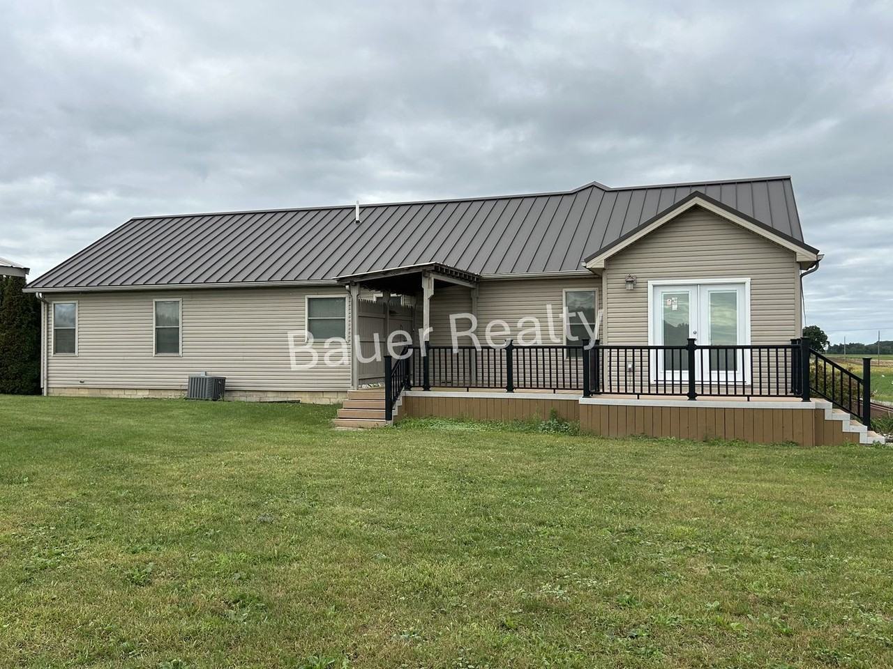 5256 Champion Rd - Photo 4 of 40