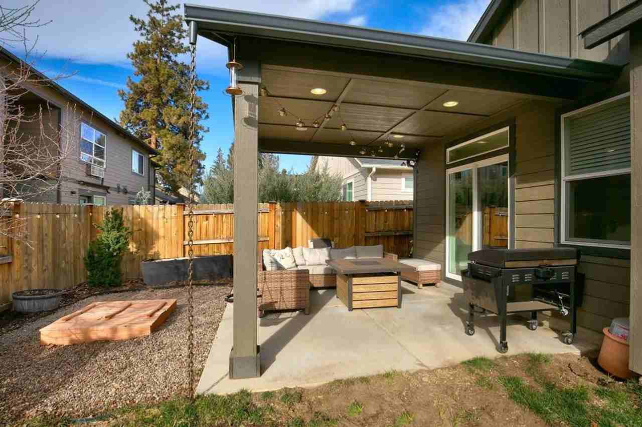 1143 W Hill Ave - Photo 5 of 17