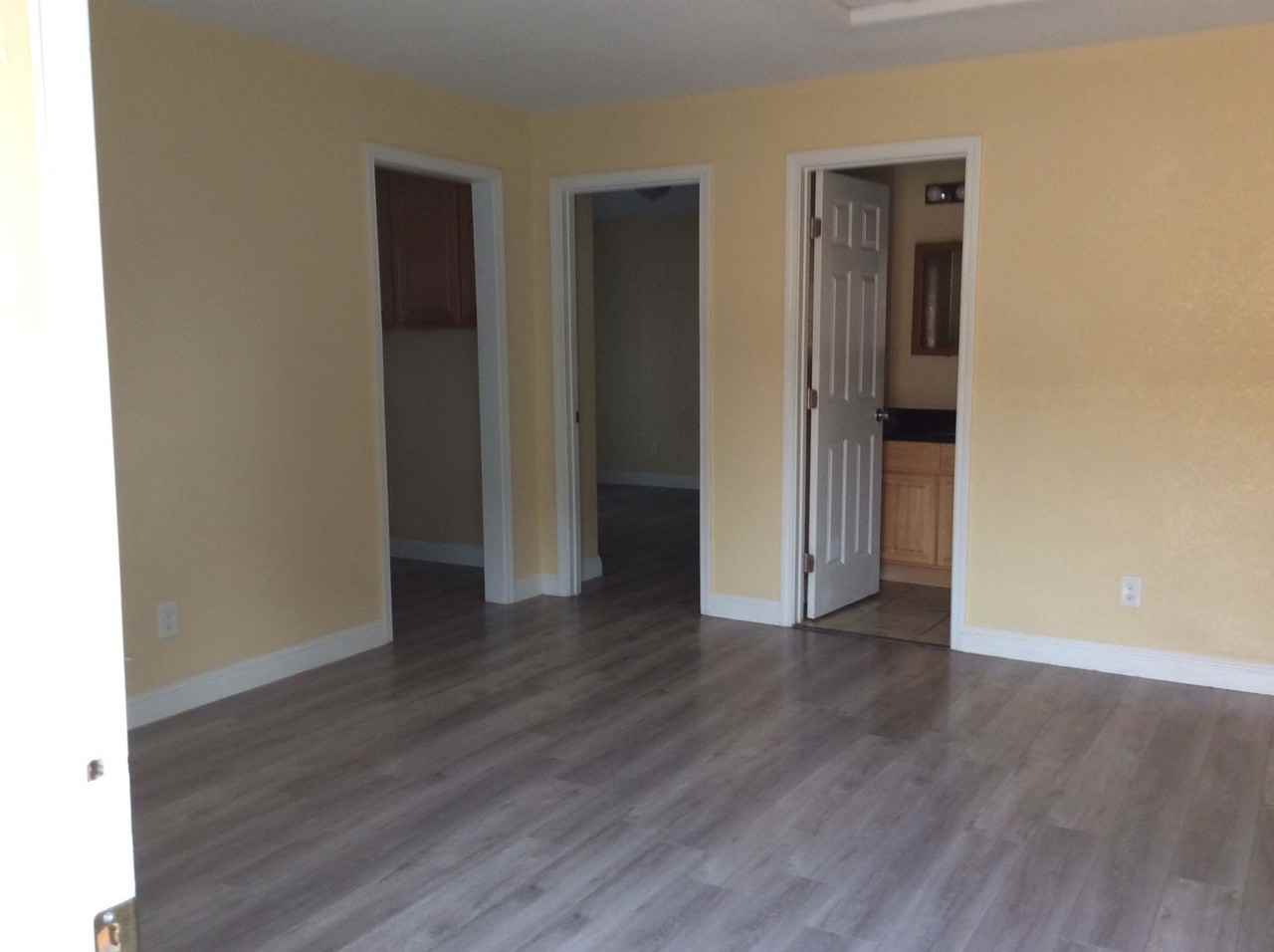 2222 Mission St - Photo 3 of 10