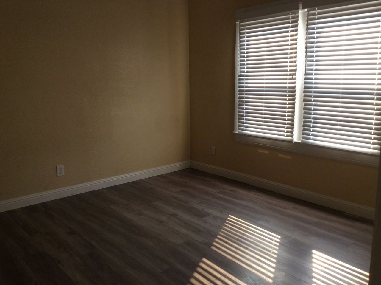 2222 Mission St - Photo 7 of 10