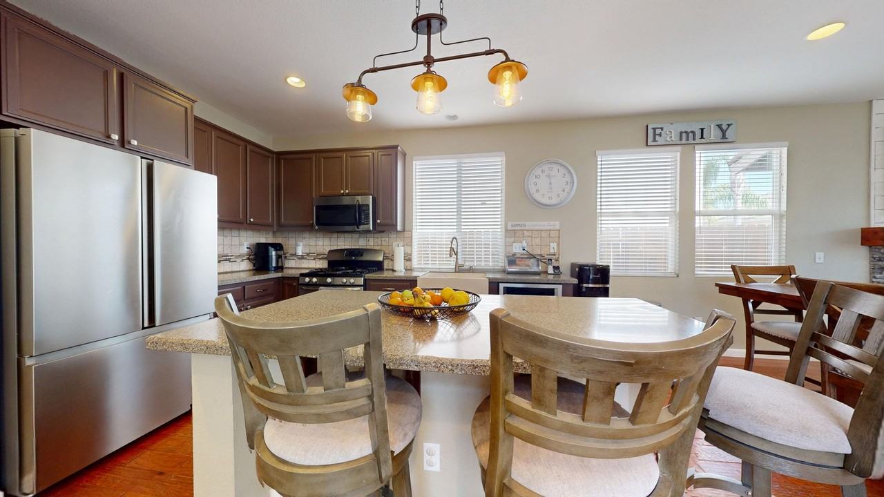 5446 Antique Rose Way - Photo 7 of 35
