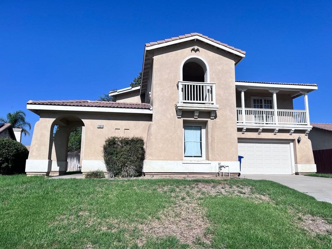 11811 Columbia Ct - Photo 3 of 19