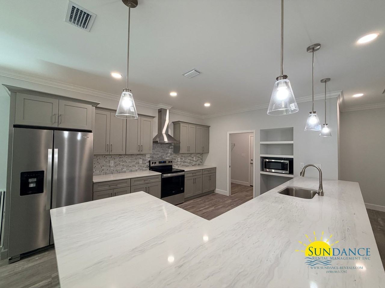 2150 Nina St - Photo 4 of 24