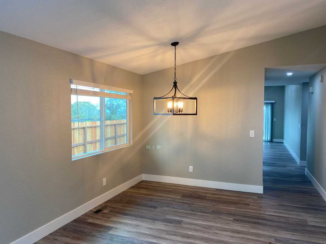 196 Platt Ct - Photo 2 of 27