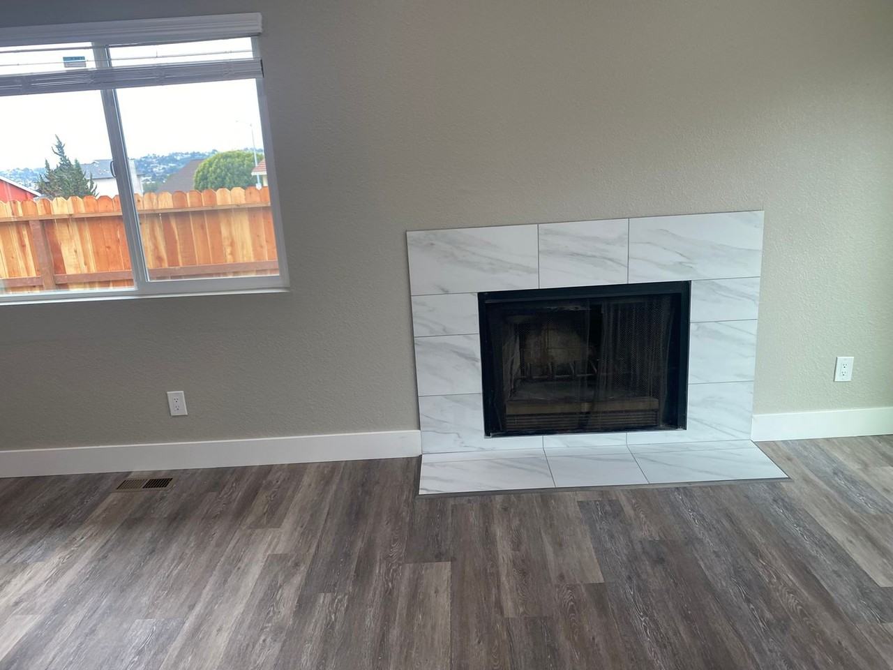 196 Platt Ct - Photo 3 of 27