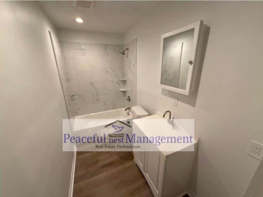 4723 Harbin St - Photo 3 of 5