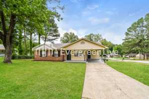 featured image of 3133 Golden Oaks Cv