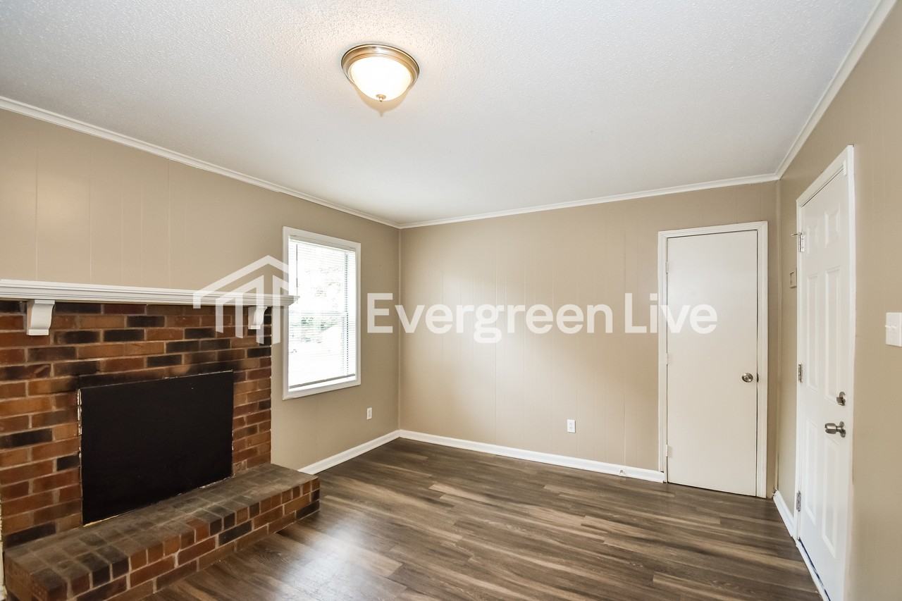 3133 Golden Oaks Cv - Photo 4 of 15