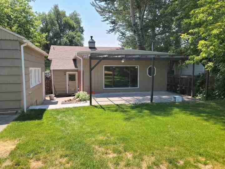 1211 Yale Ave - Photo 3 of 3