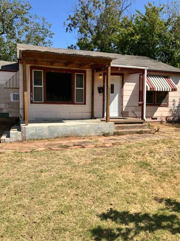 1628 Hamlin Ave