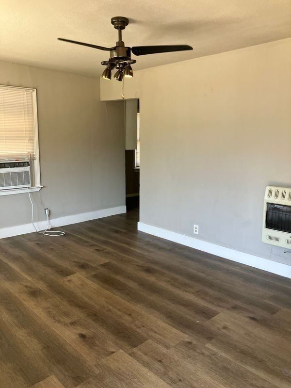 1628 Hamlin Ave - Photo 2 of 6