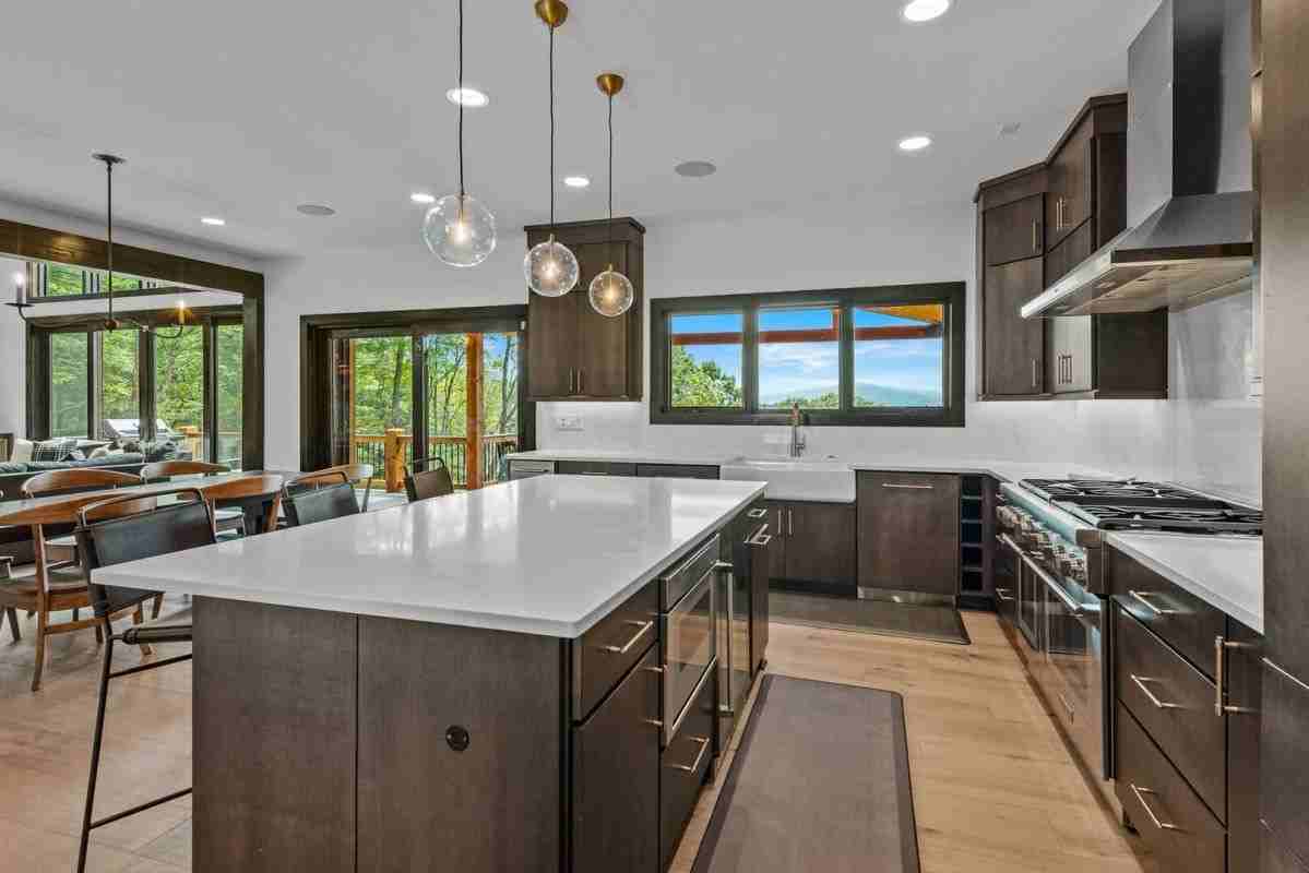 663 John Erwin Rd - Photo 2 of 4
