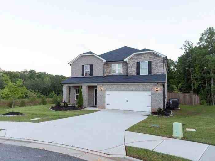 6960 Newcastle Ct - Photo 2 of 23