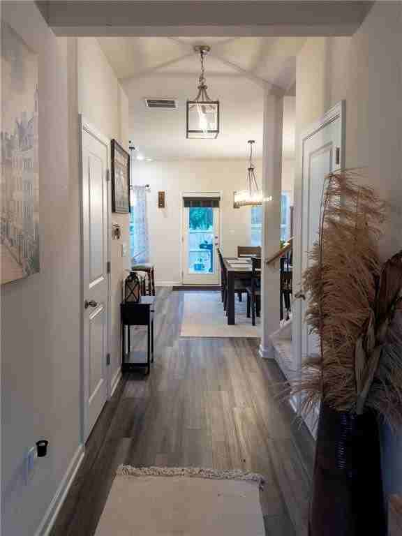 6960 Newcastle Ct - Photo 3 of 23