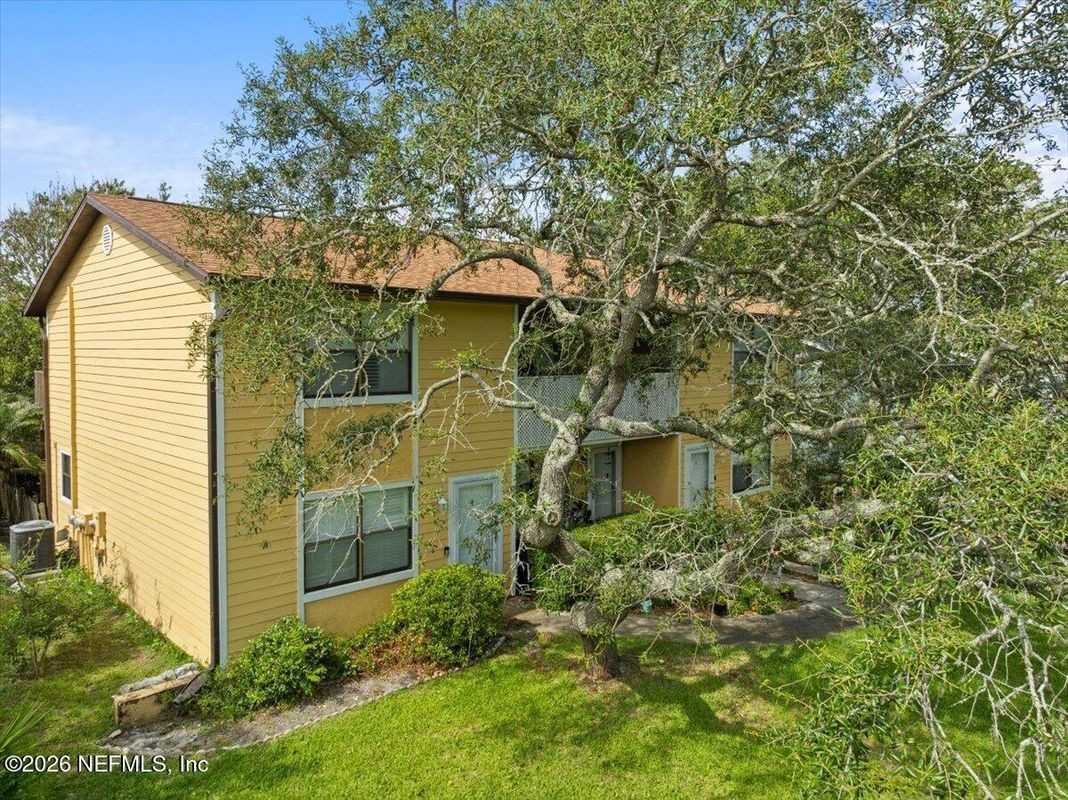 105 Rio Del Mar St ##A - Photo 3 of 21