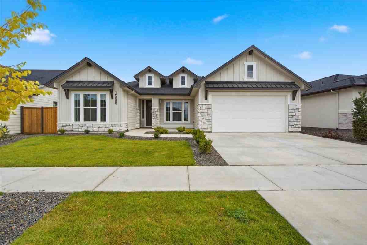 10858 W Cruden Bay Ln