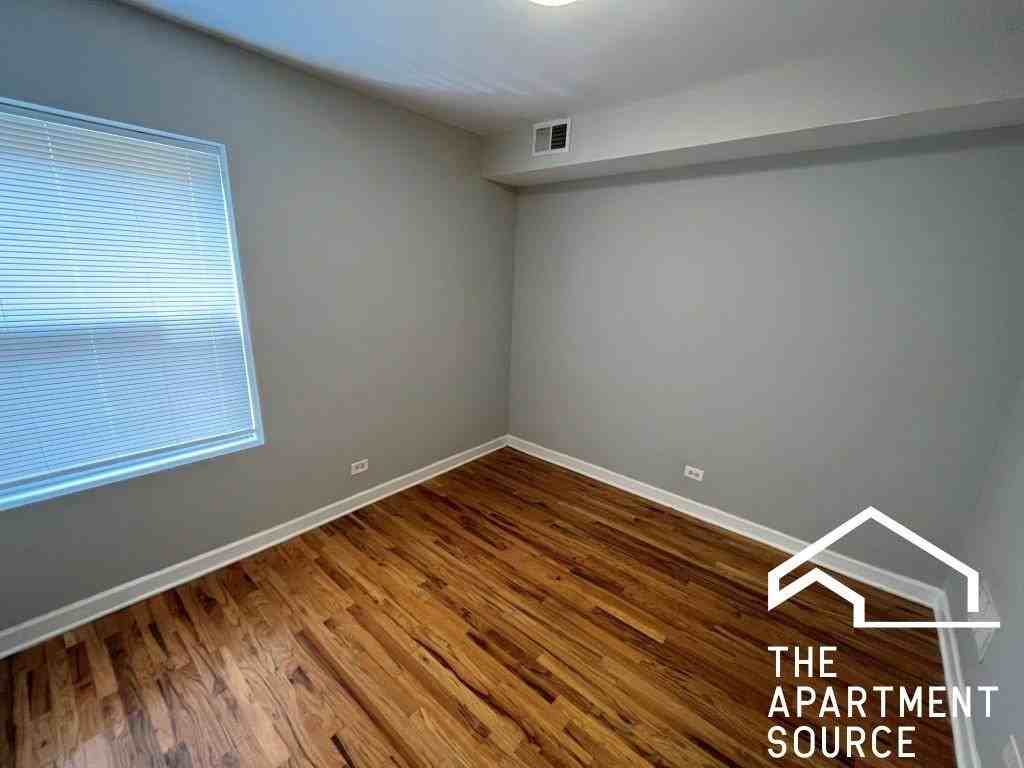 4608 N Monticello Ave #2W - Photo 5 of 12