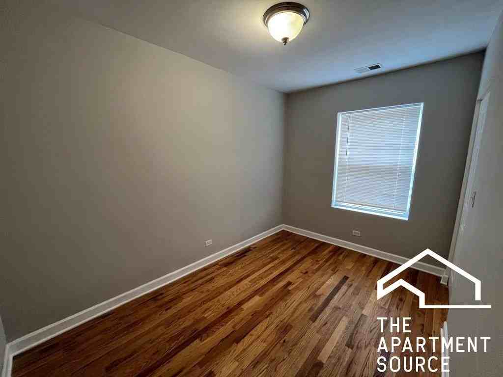 4608 N Monticello Ave #2W - Photo 7 of 12
