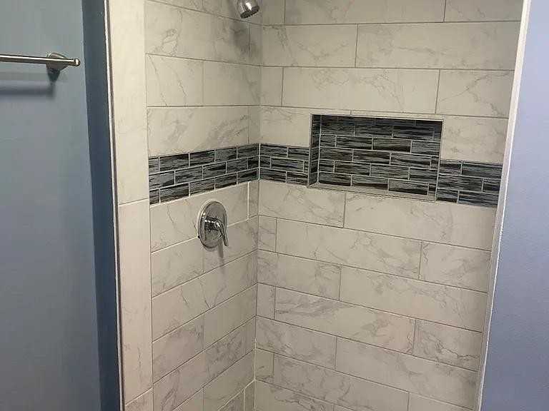 2862 W Belden Ave #1R - Photo 4 of 7