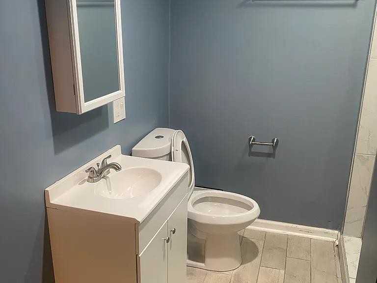 2862 W Belden Ave #1R - Photo 5 of 7