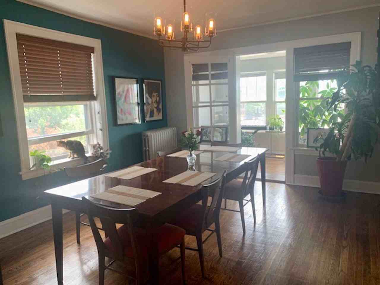 2439 W Gunnison St #3 - Photo 2 of 14