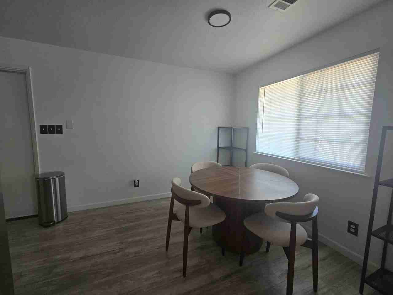 1875 Idlewood Cir - Photo 3 of 14