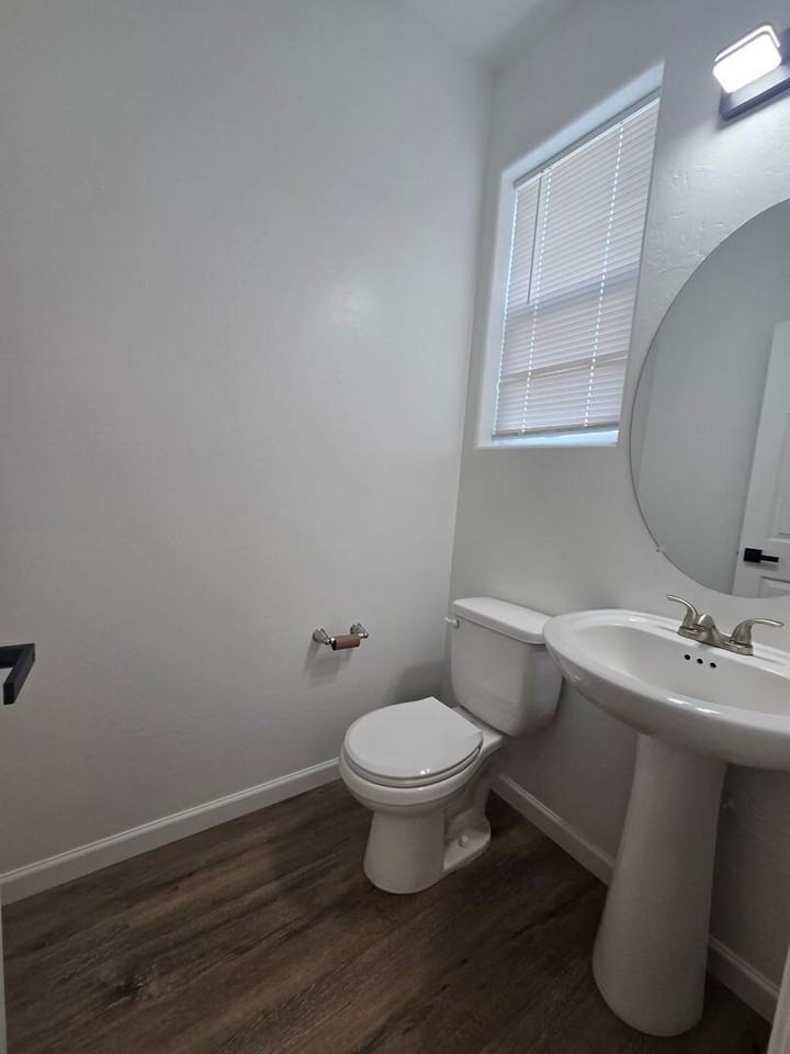 1057 Buena Vista Ln - Photo 6 of 18