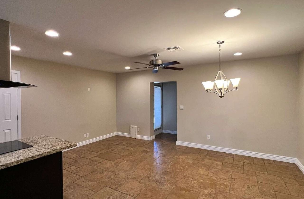 1643 N 87th Pl - Photo 5 of 15