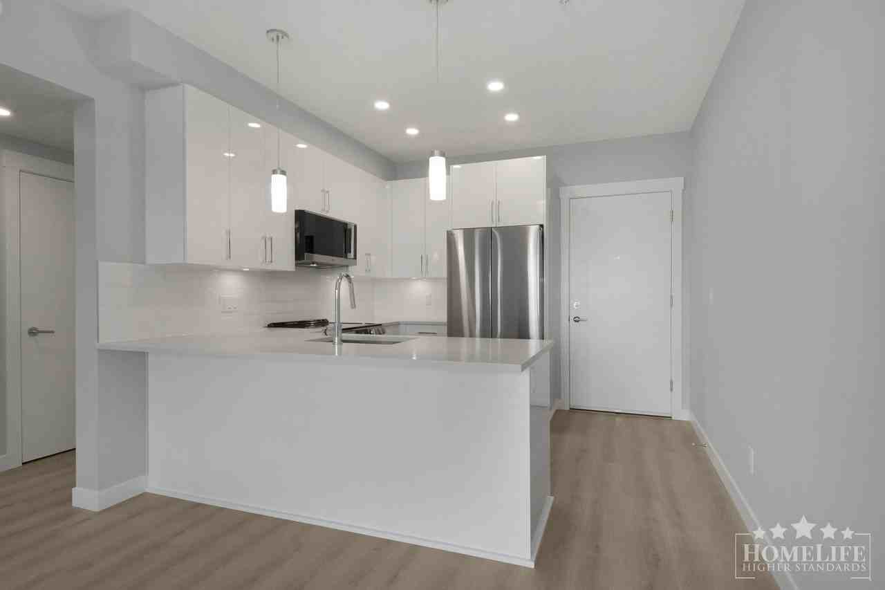 8423 Cedar St - Photo 7 of 22