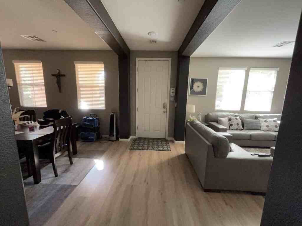 3156 Via Como - Photo 4 of 5