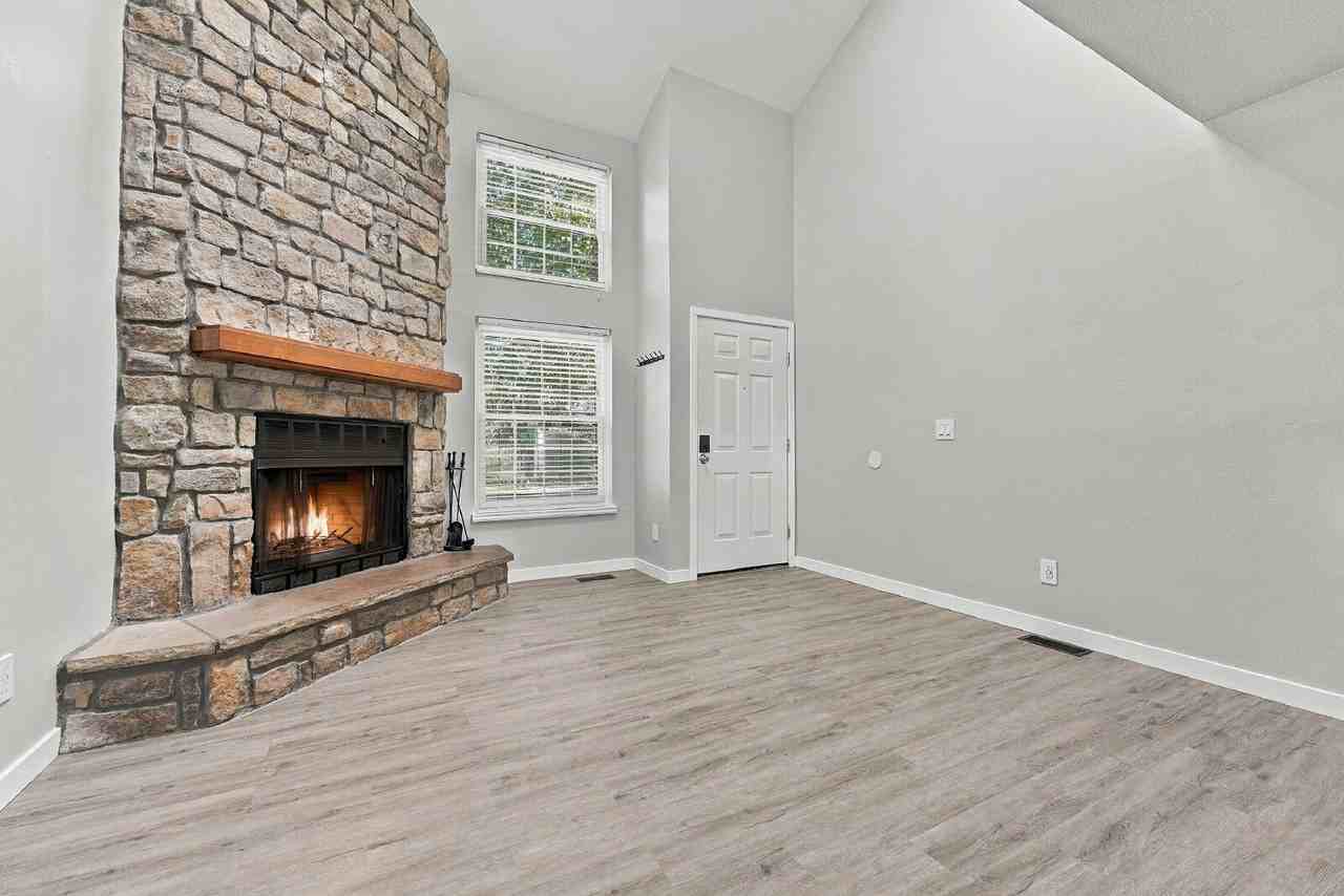 375 S Memphis Way #B - Photo 6 of 36