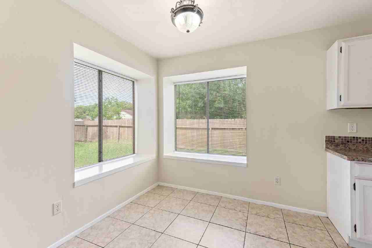 2602 Orion Dr - Photo 5 of 15