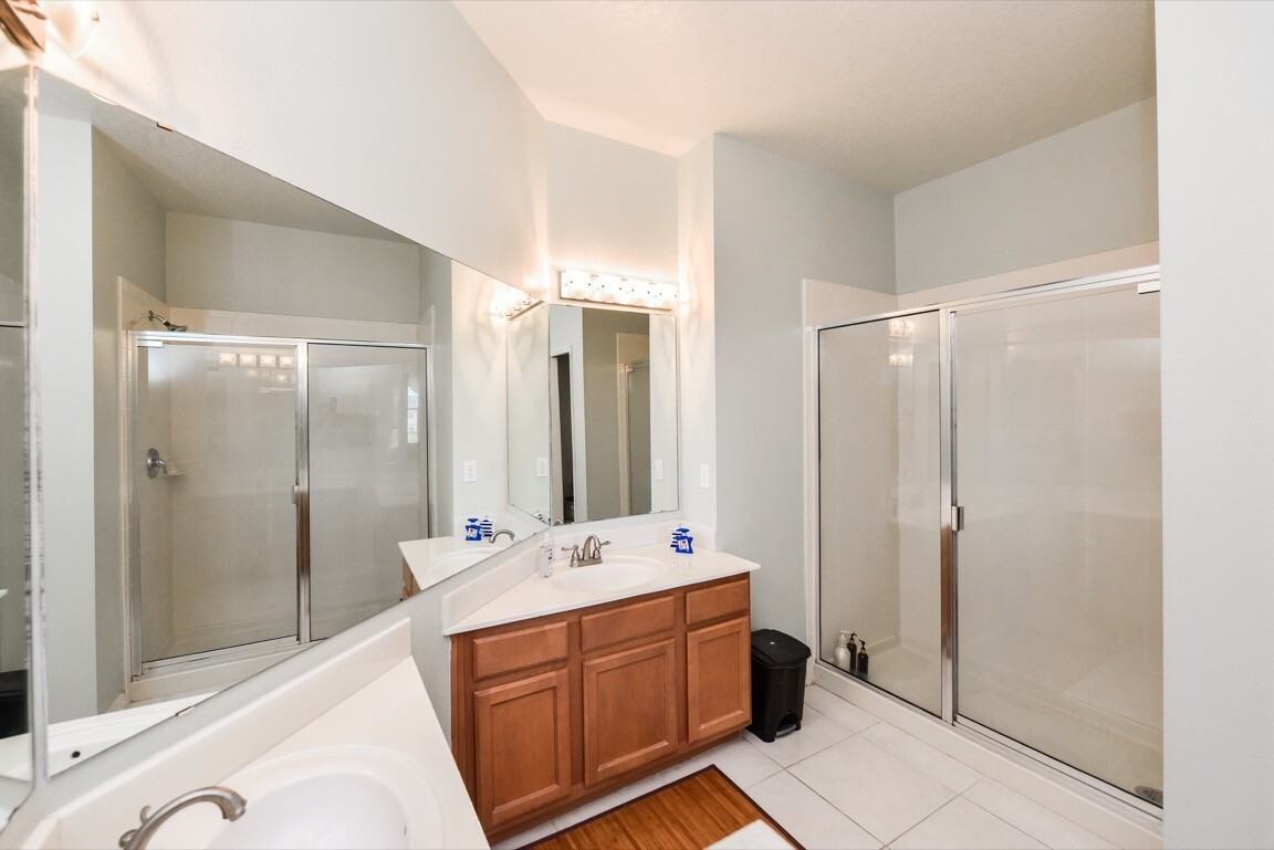 3791 Parkridge Cir #3-104 - Photo 6 of 17