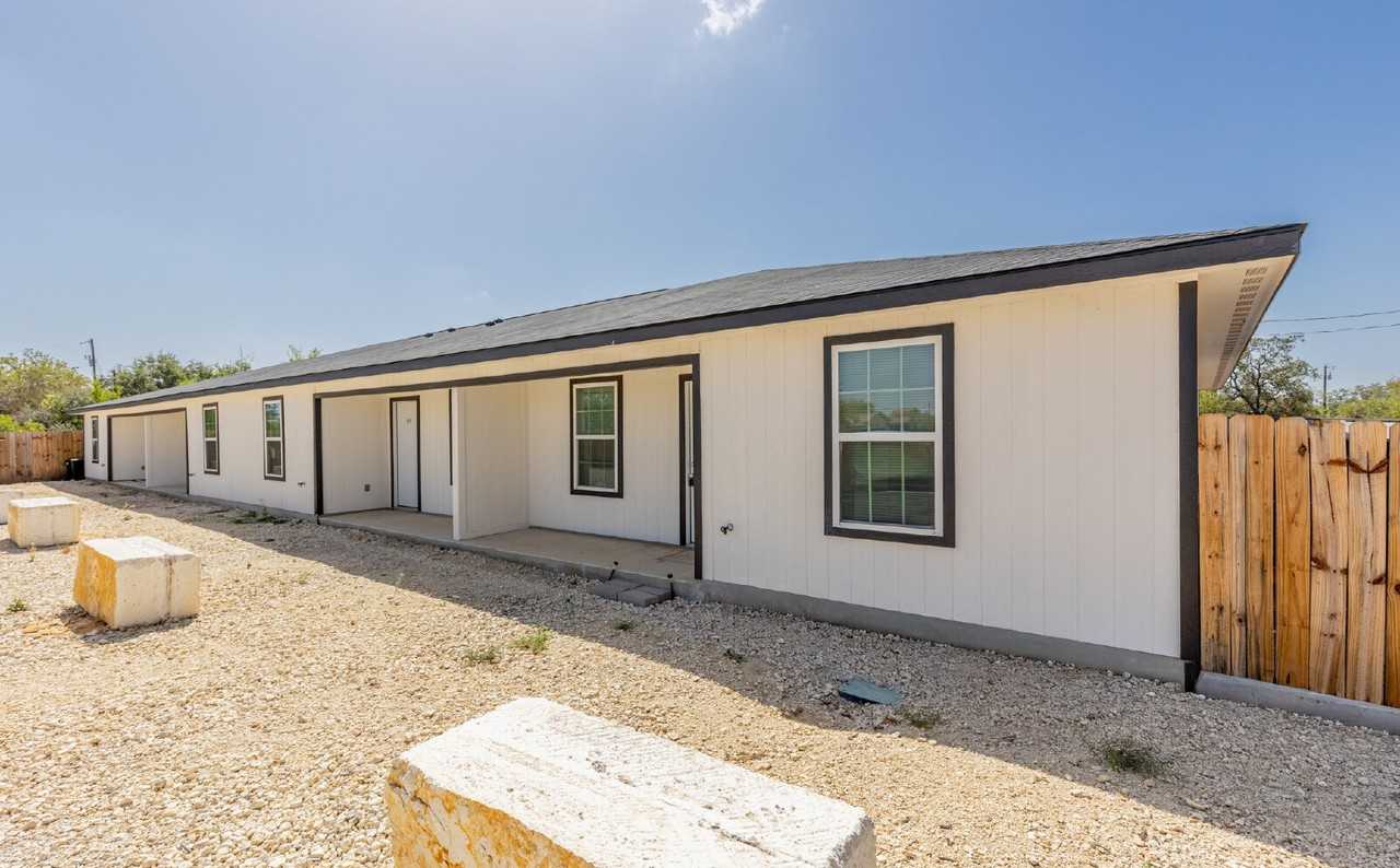 1012 County Road 4516 - Photo 2 of 27