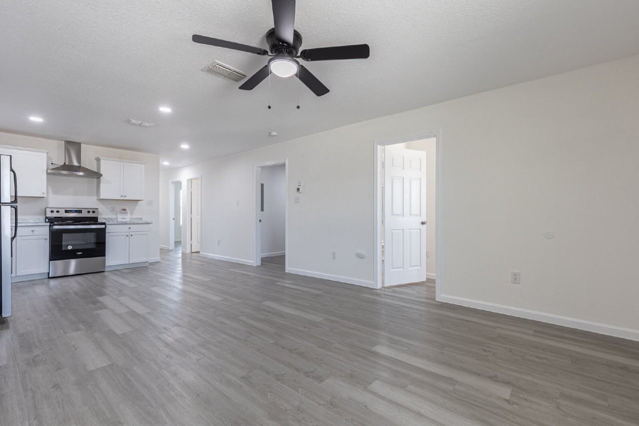 1012 County Road 4516 - Photo 5 of 27