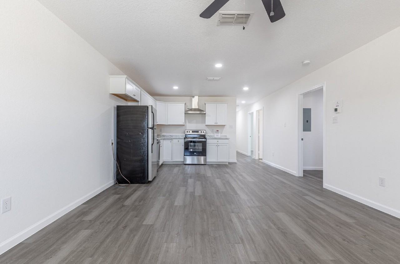 1012 County Road 4516 - Photo 7 of 27