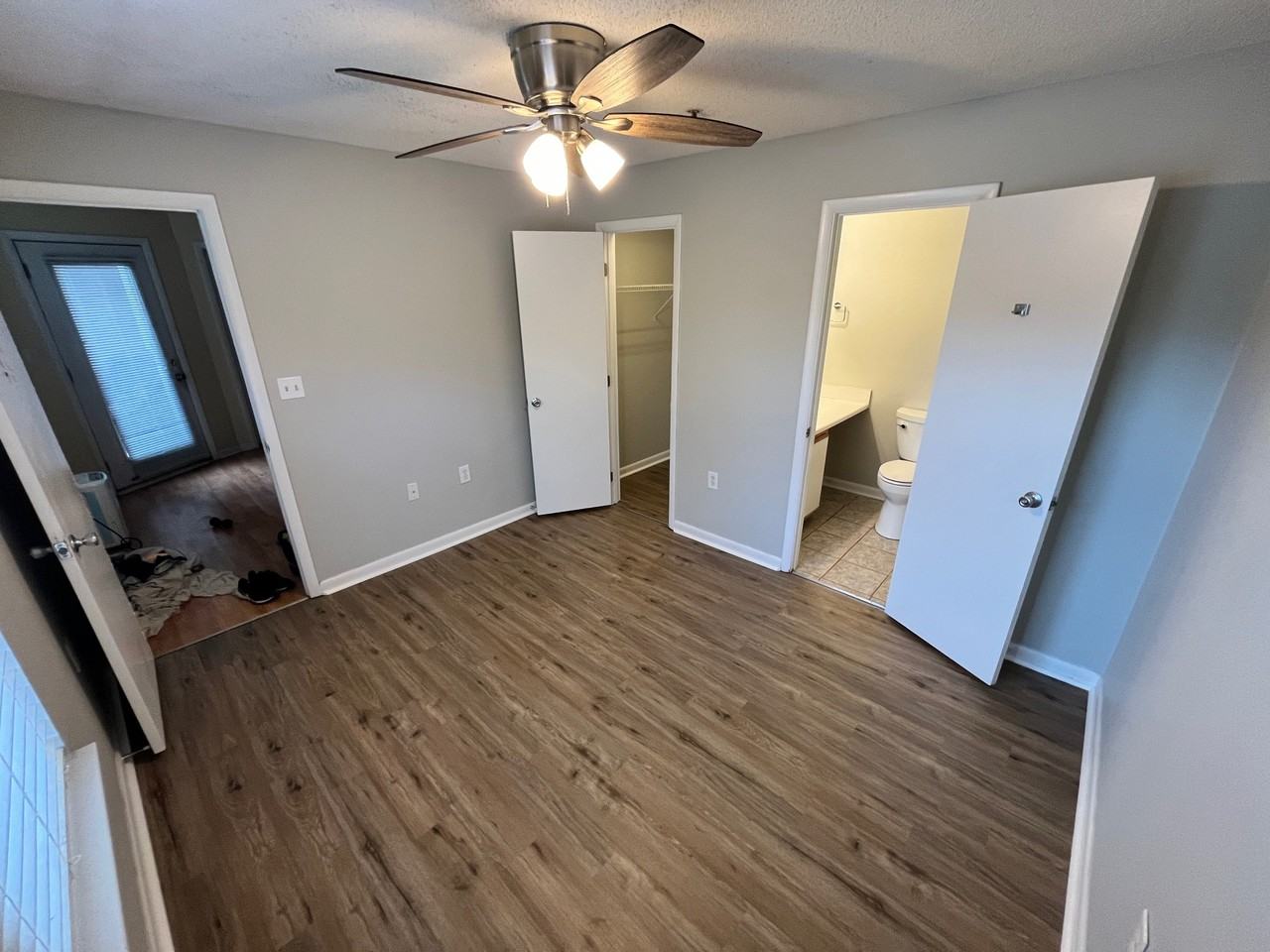 1410 Collegiate Cir #A - Photo 4 of 11