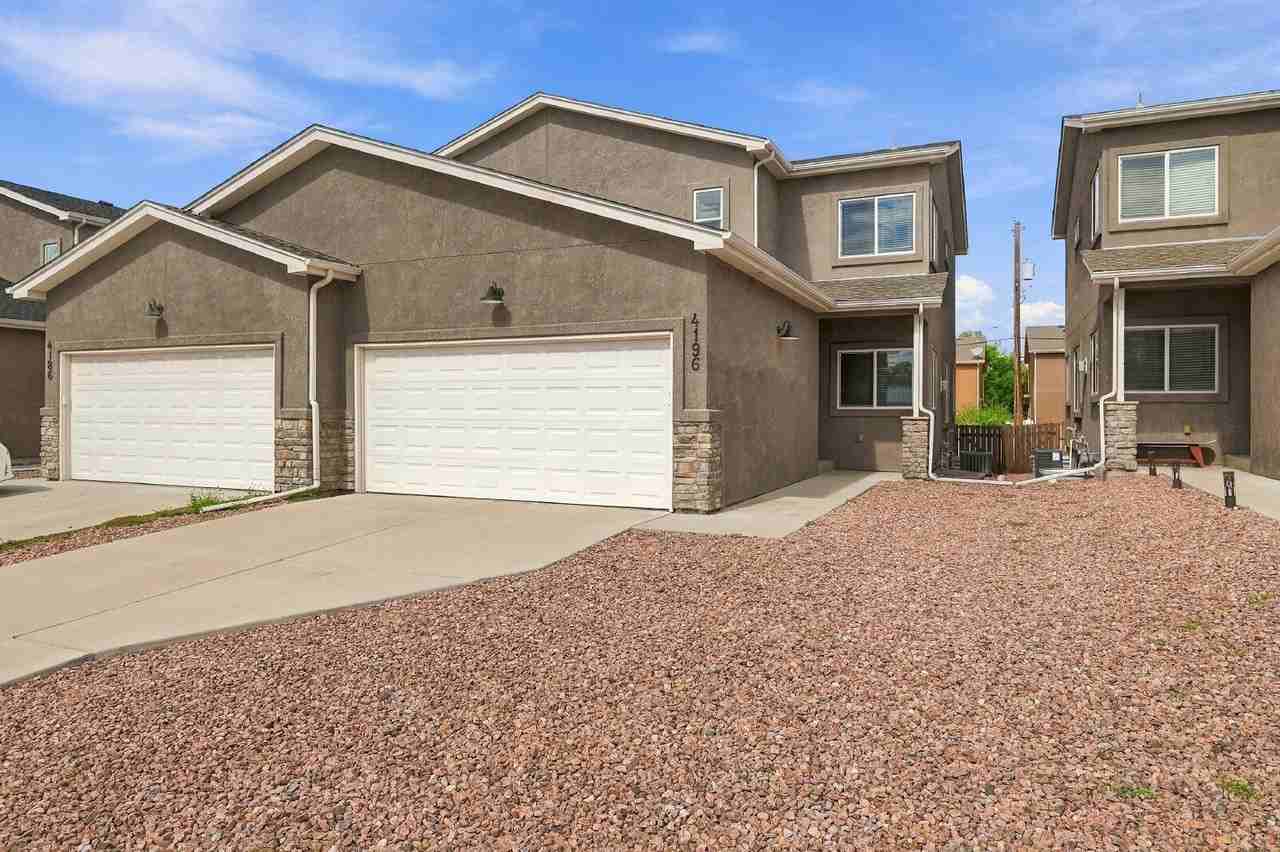 4196 Orchid St - Photo 2 of 40