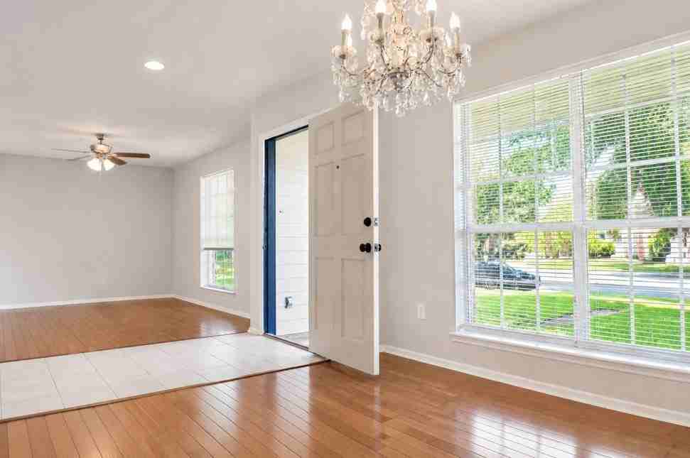12035 Barrett Brae Dr - Photo 3 of 27