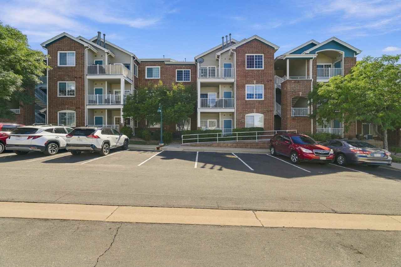 2662 S Cathay Way #303 - Photo 2 of 33