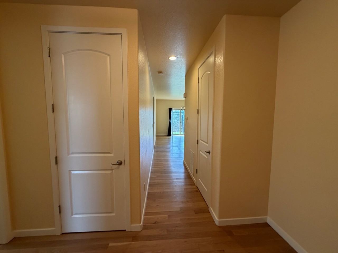 15952 Village Cir - Photo 2 of 12