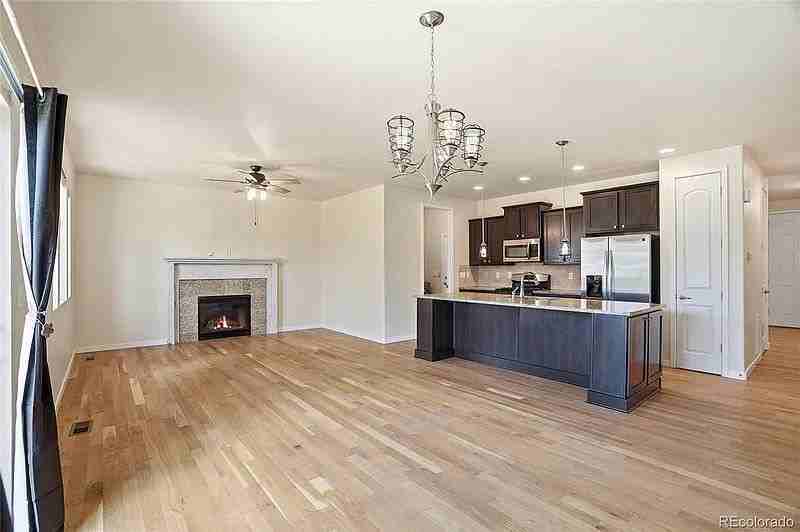 15952 Village Cir - Photo 5 of 12
